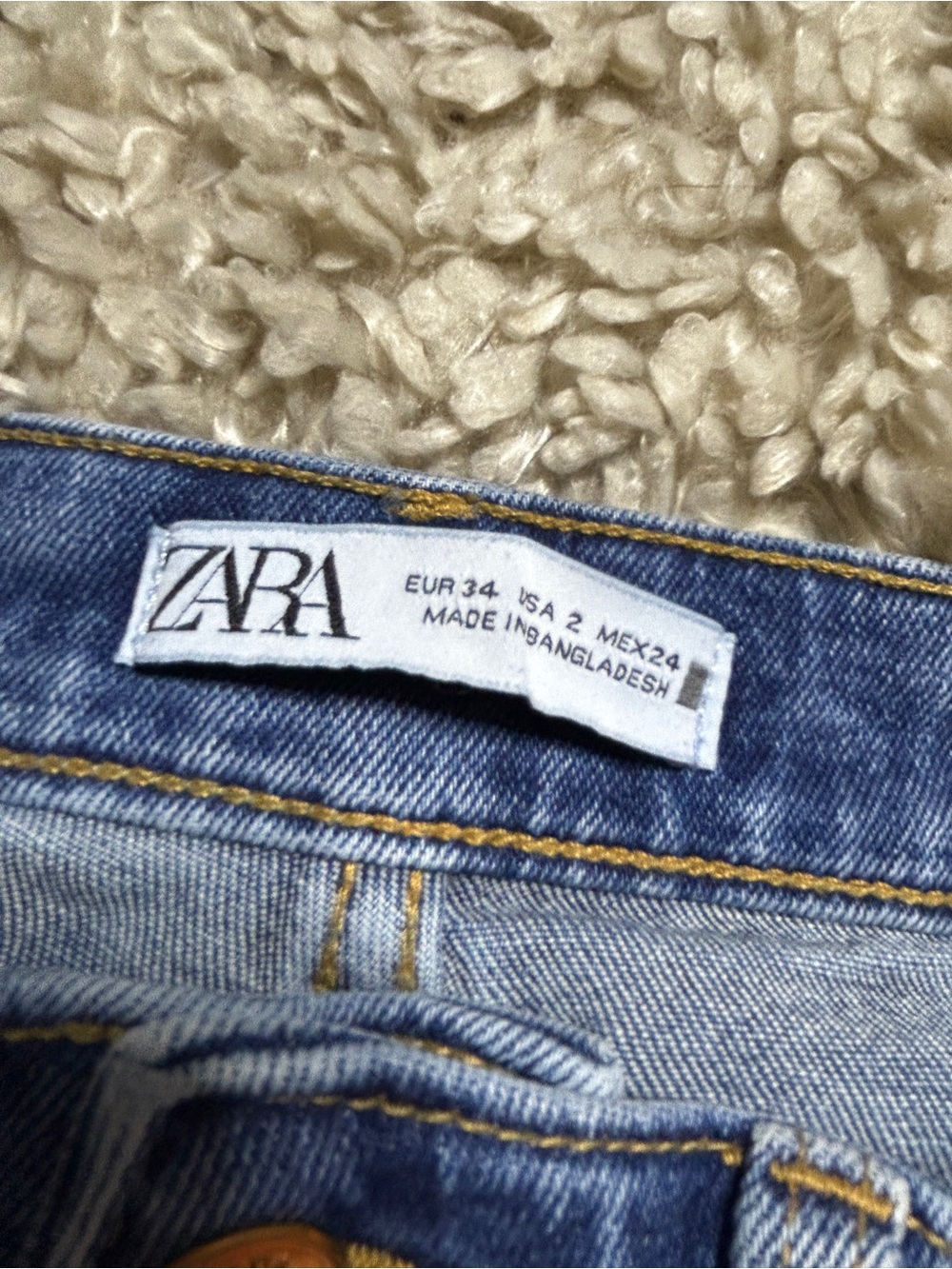 Zara Boot-Cut Jeans with Frayed Hem - Picture 2 of 2